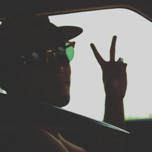 Meet your Posher, Sal